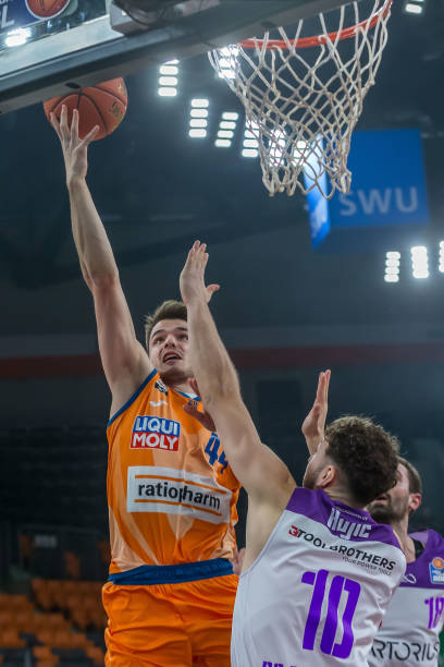 几乎无懈可 几乎无懈可